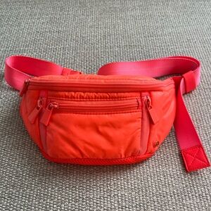 Caraa Small Sling Crossbody